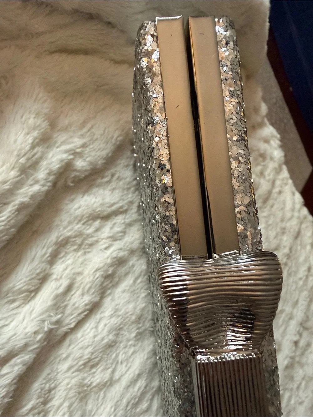 KATE SPADE Emanuelle Evening Belles PXRU4812 Silver Glitter Bow Crossbody Clutch